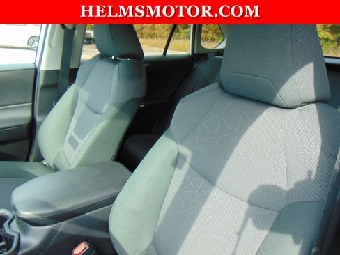 Used 2025 Toyota RAV4 XLE image 24