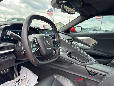 Used 2022 Chevrolet Corvette Stingray Preferred Conv w/ Z51 Performance Package RWD image 20