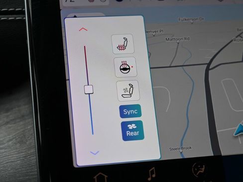 Used 2024 Jeep Grand Cherokee L Limited w/ Luxury Tech Group II image 29