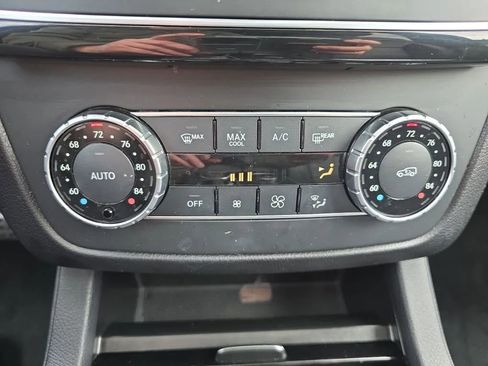 Used 2018 Mercedes-Benz GLE 350 4MATIC image 35