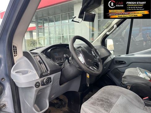 Used 2019 Ford Transit 250 148 High Roof Extended RWD image 12