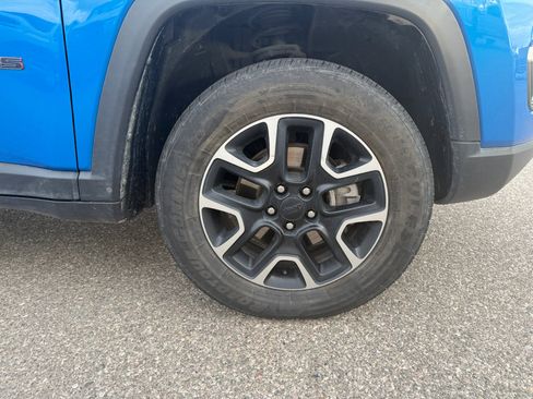 Used 2021 Jeep Compass Trailhawk image 22