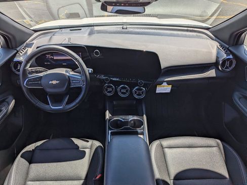 Used 2024 Chevrolet Blazer EV LT AWD/4WD image 23