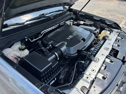 Used 2022 Chevrolet Colorado W/T w/ WT Convenience Package RWD image 50