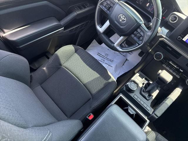 Certified 2025 Toyota 4Runner SR5 AWD/4WD image 27