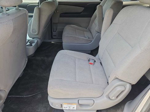 Used 2013 Honda Odyssey LX image 25