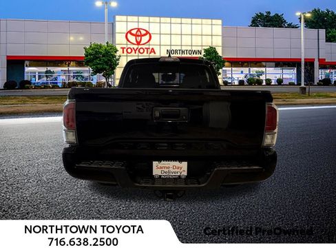 Used 2023 Toyota Tacoma TRD Sport w/ Advanced Technology Package AWD/4WD image 14