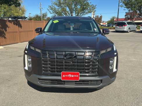 Used 2024 Hyundai Palisade SEL w/ Premium Package AWD/4WD image 2