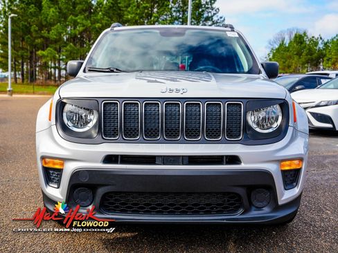 Used 2019 Jeep Renegade Sport w/ Sport Appearance Group image 4