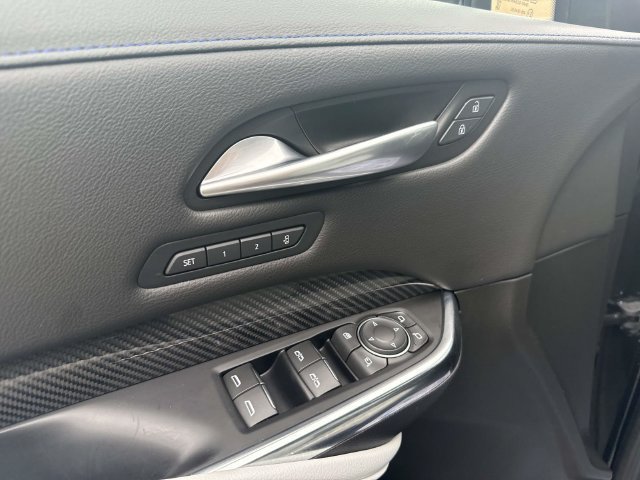 Certified 2024 Cadillac XT4 Sport AWD/4WD image 17