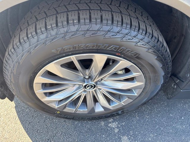 Certified 2024 MAZDA CX-90 3.3 Turbo w/ Preferred Package AWD/4WD image 31