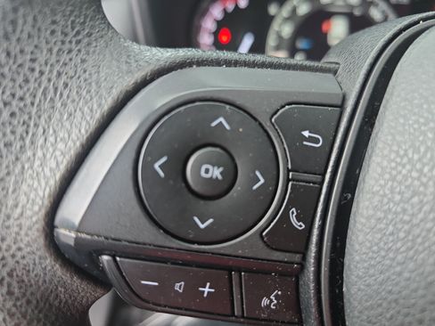 Used 2023 Toyota RAV4 LE FWD image 16