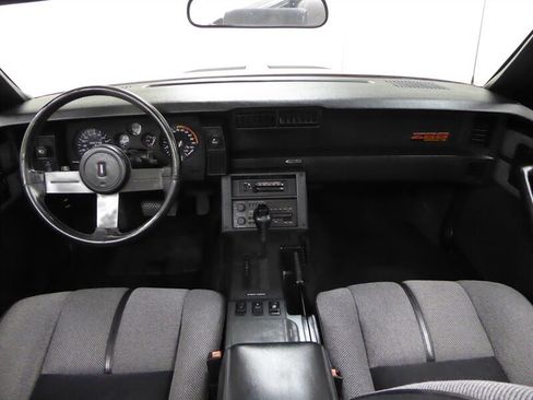Used 1988 Chevrolet Camaro IROC-Z image 17