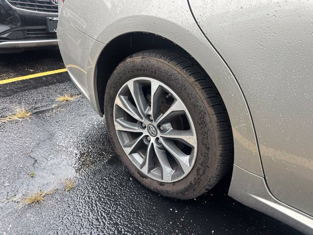 Used 2016 Toyota Avalon XLE FWD image 8