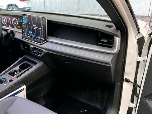 New 2026 Volkswagen Tiguan SE R-Line image 27