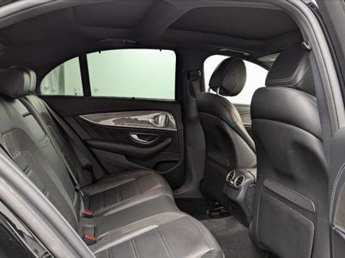Used 2018 Mercedes-Benz E 43 AMG 4MATIC Sedan image 19