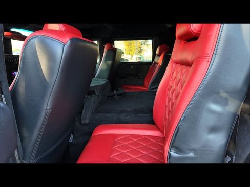 Used 1997 HUMMER H1 4-Door Wagon AWD/4WD image 15