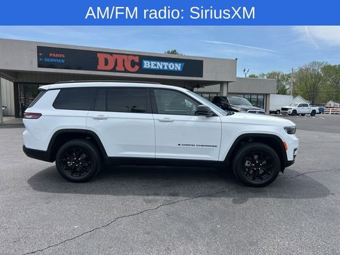 Used 2025 Jeep Grand Cherokee L Altitude image 3