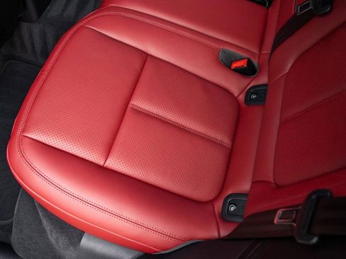 New 2026 Porsche Macan image 83