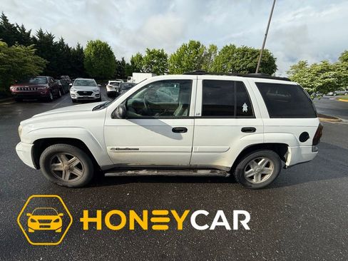 Used 2002 Chevrolet TrailBlazer LS w/ Preferred Equipment Group AWD/4WD image 1