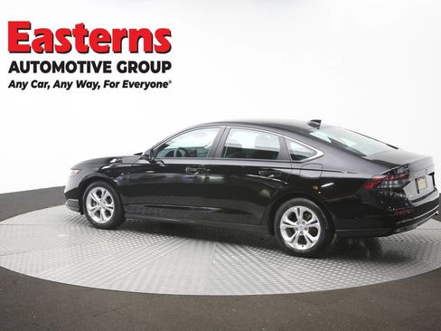 Used 2025 Honda Accord LX image 61