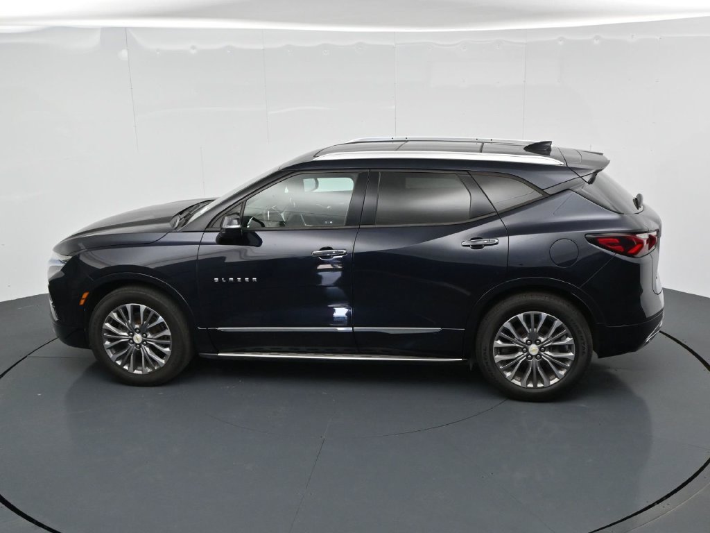 Used 2020 Chevrolet Blazer Premier w/ Driver Confidence II Package FWD image 23