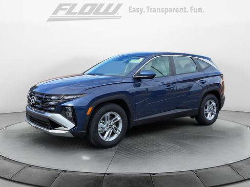 Used 2026 Hyundai Tucson SE FWD image 4