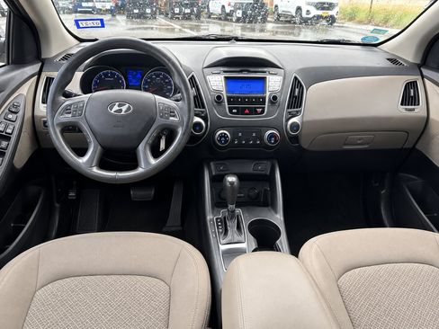 Used 2013 Hyundai Tucson GLS FWD image 9