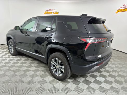 Used 2026 Chevrolet Equinox LT FWD image 3