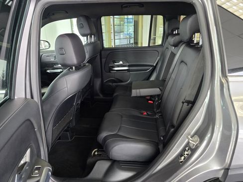 Used 2023 Mercedes-Benz GLB 250 4MATIC image 37