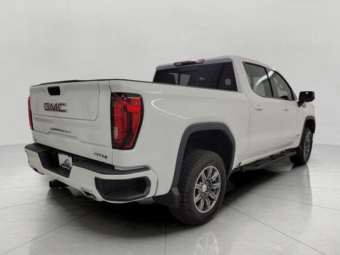 Used 2024 GMC Sierra 1500 AT4 w/ AT4 Preferred Package AWD/4WD image 48