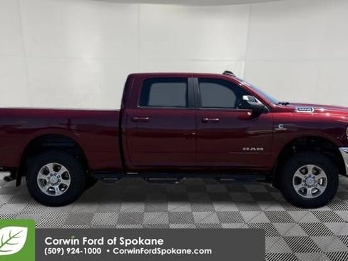 Used 2022 RAM 2500 Big Horn w/ Level C Equiment Group AWD/4WD image 10