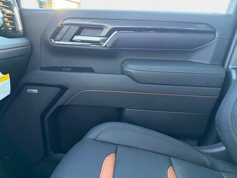 New 2026 GMC Sierra 2500 AT4 w/ AT4 Premium Plus Package AWD/4WD image 22