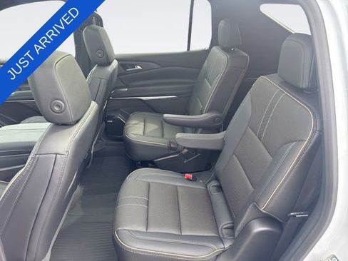 New 2026 Chevrolet Traverse High Country w/ LPO, Floor Liner Package FWD image 23