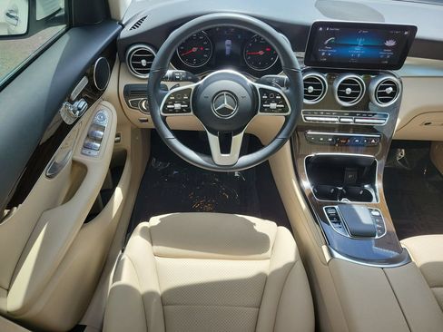 Used 2021 Mercedes-Benz GLC 300 image 14