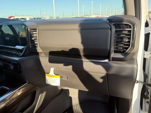 New 2026 Chevrolet Silverado 1500 LT Trail Boss w/ LPO, Dark Essentials Package image 44