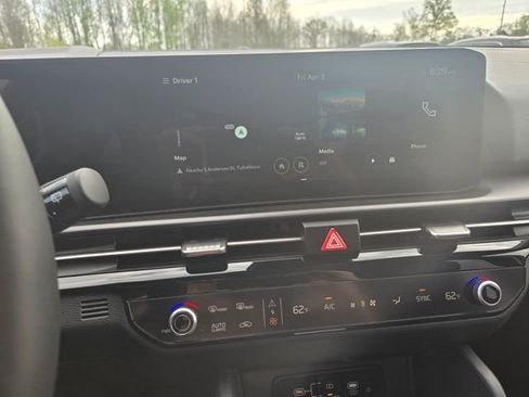 New 2026 Kia Sportage SX FWD image 5
