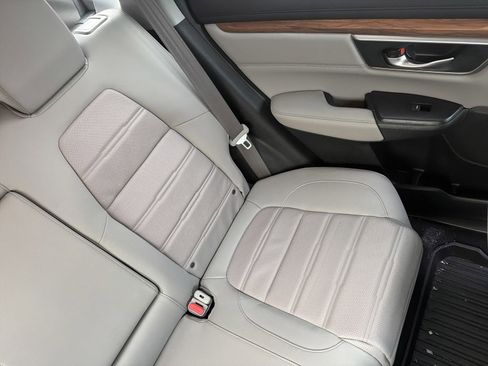 Used 2022 Honda CR-V Touring image 14