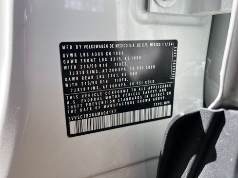 Used 2025 Volkswagen Taos SE FWD image 27