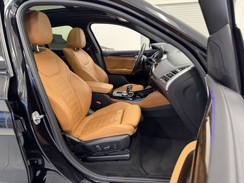 Used 2024 BMW X4 M40i w/ Premium Package image 50