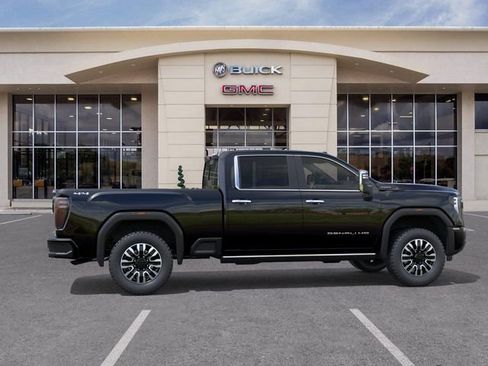 New 2026 GMC Sierra 2500 Denali Ultimate w/ LPO, Black Badging Package AWD/4WD image 5