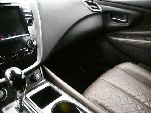 Used 2019 Nissan Murano Platinum image 5