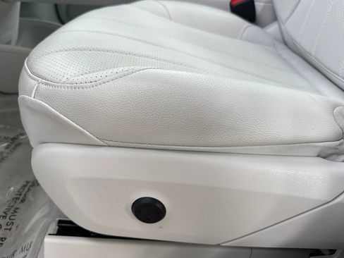 Certified 2023 Mercedes-Benz EQE 350+ 4MATIC SUV image 14