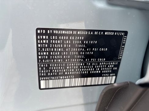 New 2026 Volkswagen Taos SE image 29