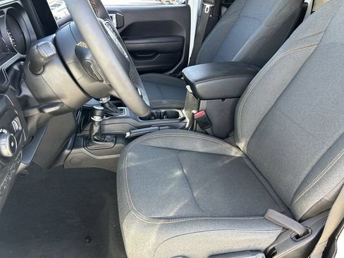 Used 2024 Jeep Wrangler Unlimited Sport AWD/4WD image 22