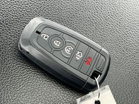 Used 2018 Ford F150 Lariat w/ Equipment Group 502A Luxury image 23