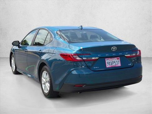 Used 2026 Toyota Camry LE FWD image 8