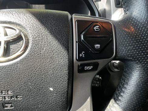 Used 2016 Toyota 4Runner SR5 Premium image 20