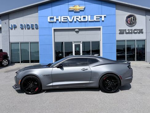Used 2021 Chevrolet Camaro LT w/ Redline Edition RWD image 4