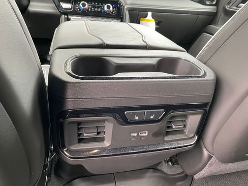 Used 2025 GMC Sierra 1500 AT4X image 18